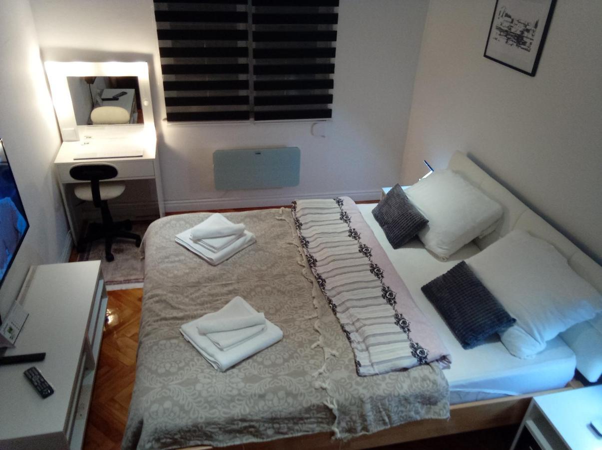 Ducic Apartment Требинє Екстер'єр фото