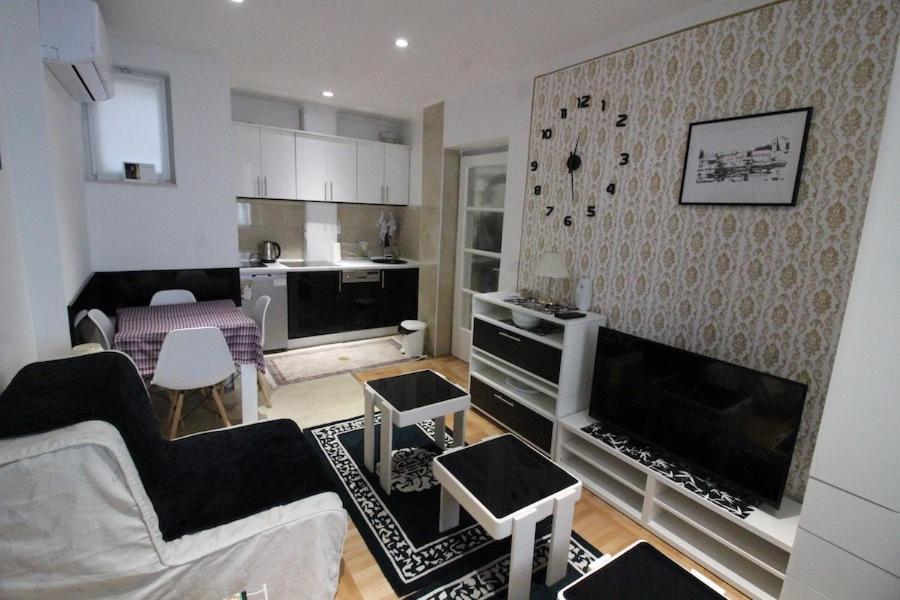 Ducic Apartment Требинє Екстер'єр фото